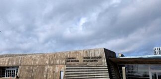 もっとカナダを楽しめる夏、Canada Strong Passで国立公園入場が無料に 国立カナダ戦争博物館。設計は日系カナダ人建築家レイモンド・モリヤマ氏。2025年4月3日、オタワ市。撮影 日加トゥデイ