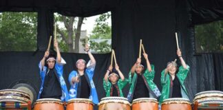 モントリオールからのアルバム(8月)