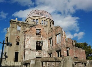 広島長崎パネル展、バンクーバーイエールタウンで開催 原爆ドーム。広島市。撮影 日加トゥデイ