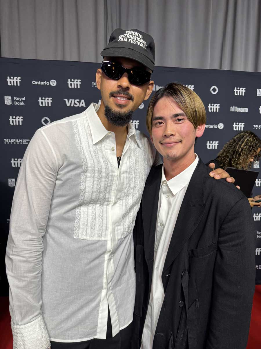 ジャマル・バーガー監督（左）と立石従寛監督（右）。2025年9月5日、オンタリオ州トロント市。撮影　Miyai Michiru／日加トゥデイ