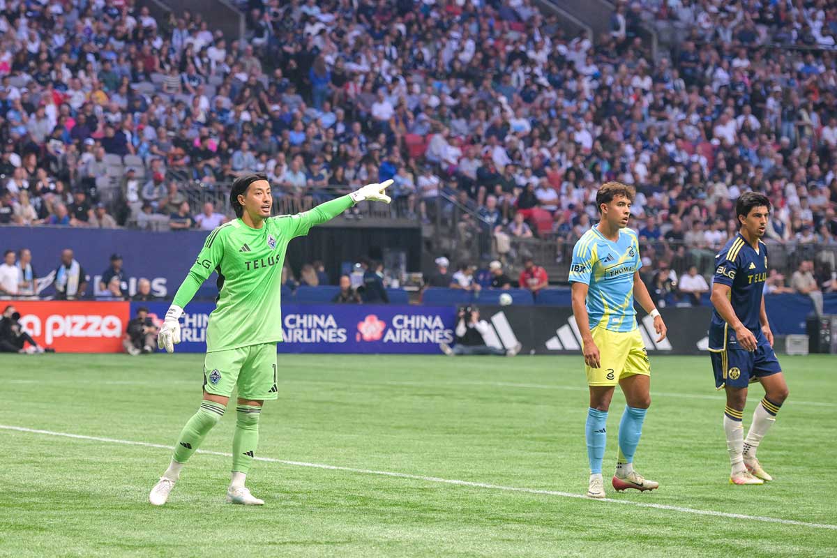 ゴール前で指示を出すGK高丘。フィラデルフィア・ユニオン戦。2025年9月13日、BCプレース。Photo by Koichi Saito/Japan Canada Today
