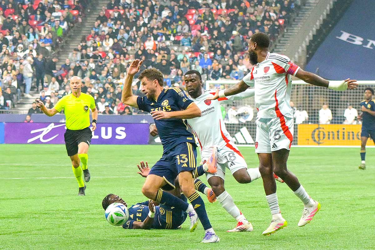 キャプテンを務めたミュラー(#13)、先発フル出場でチームをけん引する。FCダラス戦。2025年10月18日、BCプレース。Photo by Saito Koichi/Japan Canada Today