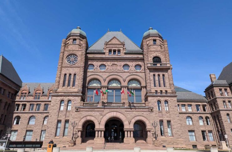 トランプ大統領がオンタリオ州の広告を非難、関税交渉中止へ オンタリオ州議事堂。撮影 日加トゥデイ