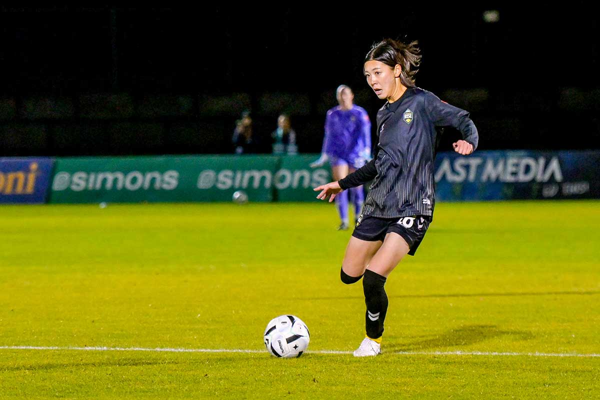 後半リードが1点となり守りに力が入る。オタワ・ラピッド戦。2025年11月4日、スワンガードスタジアム(バーナビー市)。Photo by Koichi Saito