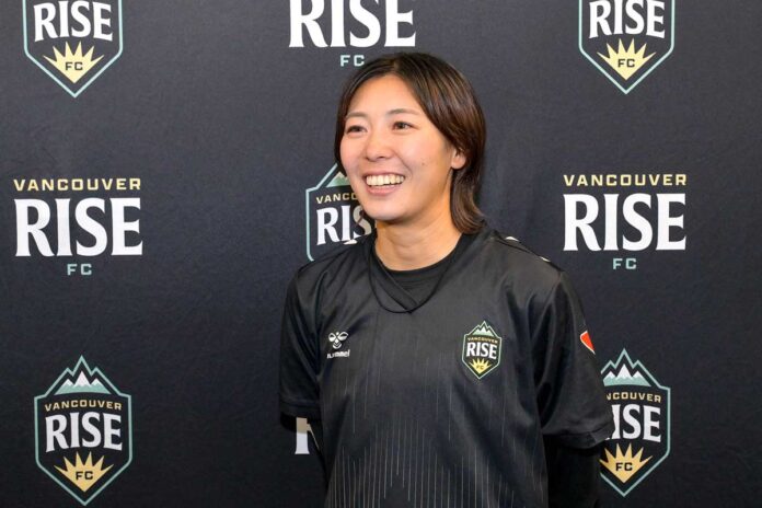 試合後のインタビューで。オタワ・ラピッド戦。2025年11月4日、スワンガードスタジアム（バーナビー市）。Photo by Koichi Saito