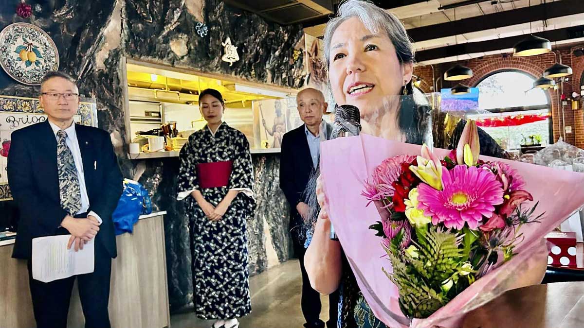 花城正美氏