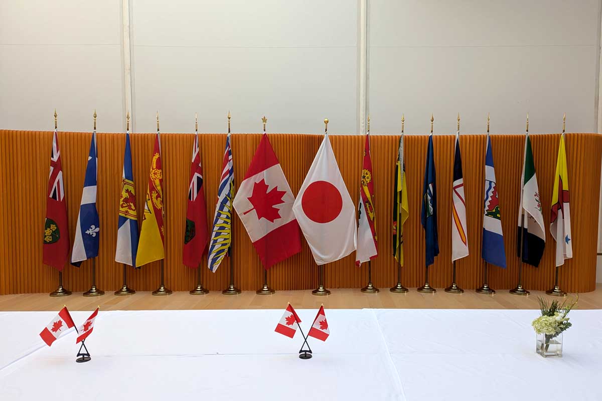 パビリオン外側にあるステージ。多くのイベントがここで開催された。2025年10月7日、大阪市。撮影　三島直美／日加トゥデイ