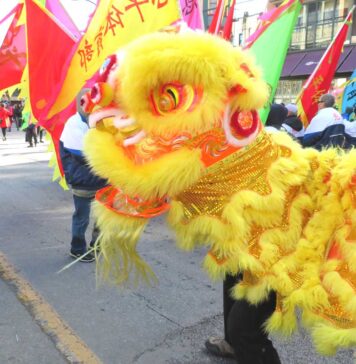 春節パレード、バンクーバー中華街で22日に開催 バンクーバー市中華街で開催される春節パレード。File photo by Japan Canada Today