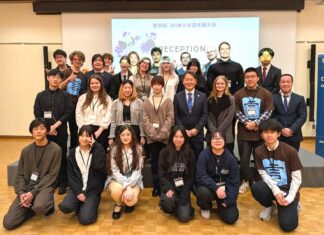 「日本語に思いを乗せて」第38回BC州日本語弁論大会開催 髙橋総領事と出場者が揃って。2026年3月7日、バンクーバー市。撮影 三島直美/日加トゥデイ