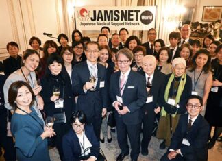 JAMSNET-CANADAに聞く「海外で暮らす邦人の医療とケアをどう支えるか」 「認知症サポーター養成ワークショップ」の様子。2023年11月11日、マニトバ州「マニトバ日本文化協会」。写真クレジット:JCAM(マニトバ日本文化協会)/提供:JAMSNET-CANADA