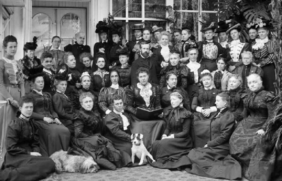 NCWCの創設メンバーと創設者レディ・アバディーン。NCWCアーカイブより。提供:National Council of Women of Canada