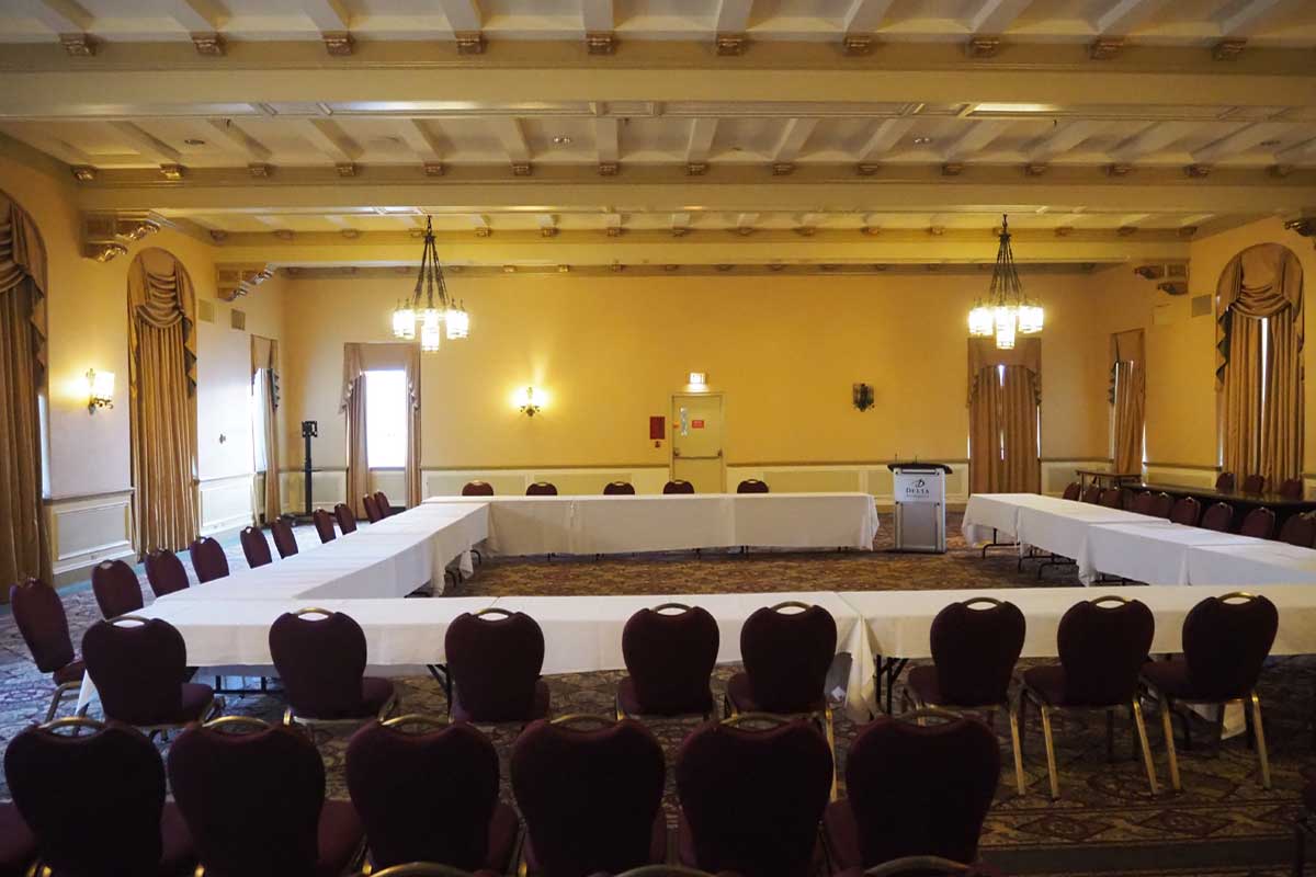 デルタ・ホテルズ・ベスボロウの大宴会場。会議室に使うこともできる（２０２３年９月、大塚圭一郎撮影）