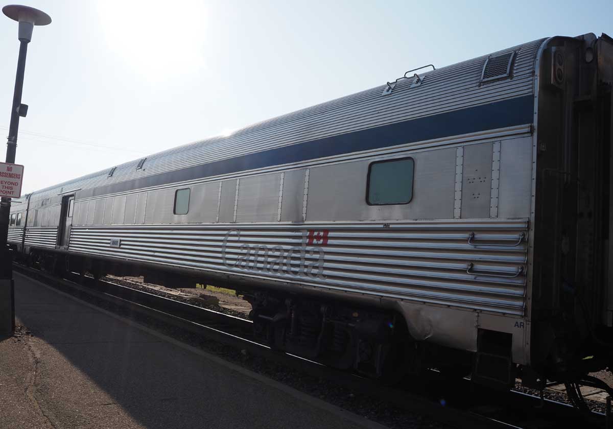 カナディアンに連結されている荷物車（サスカチューンで大塚圭一郎撮影）