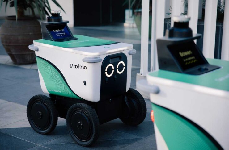 バンクーバー市、フードデリバリー・ロボットの試験導入を承認 Photo by Serve Robotics