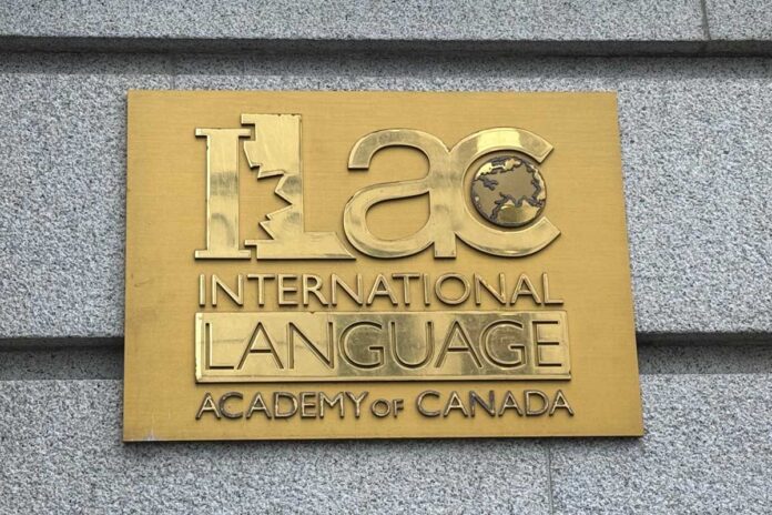 カナダ最大の民間の語学学校International Language Academy of Canada（ILAC）閉鎖を発表後。2026年9月21日、バンクーバー市。撮影　日加トゥデイ