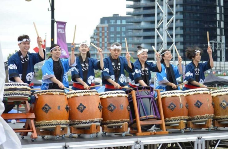 モントリオールからのアルバム8月